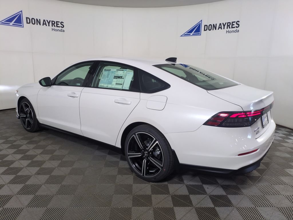 New 2026 Platinum White Pearl Honda SE image 3