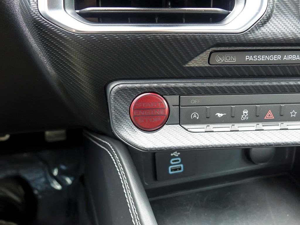 Used 2025 Red Ford  image 18
