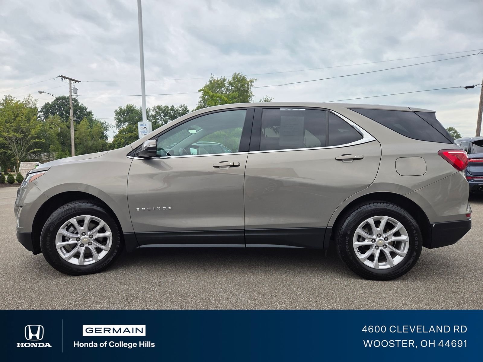 Used 2018 Pepperdust Metallic Chevrolet LT image 13