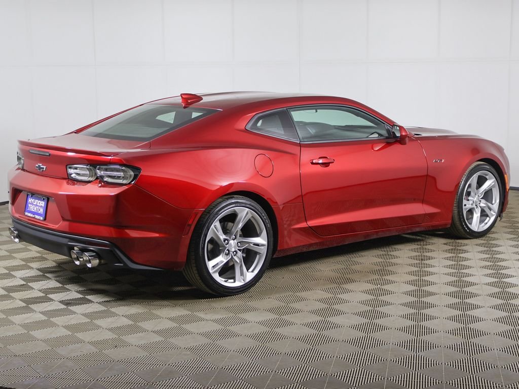 2023 Chevrolet Camaro LT1 - Photo 8