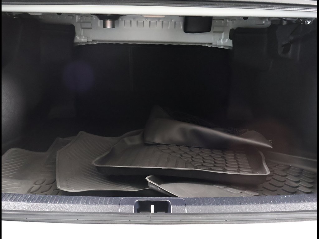 Certified Used 2022 WHITE Toyota XSE image 17