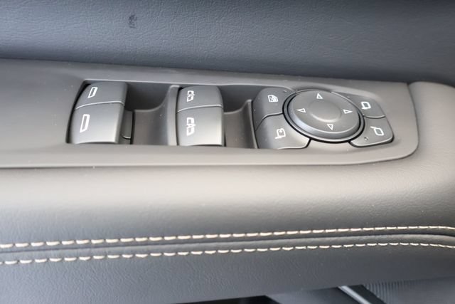 New 2026 Sterling Metallic GMC Elevation image 12