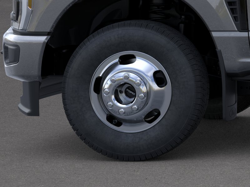 New 2026 Carbonized Gray Metallic Ford XL image 20