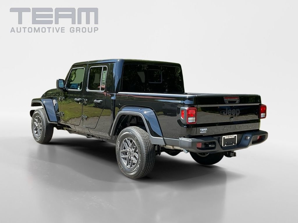 New 2025 Black Clear-Coat Exterior Paint Jeep Sport S image 5