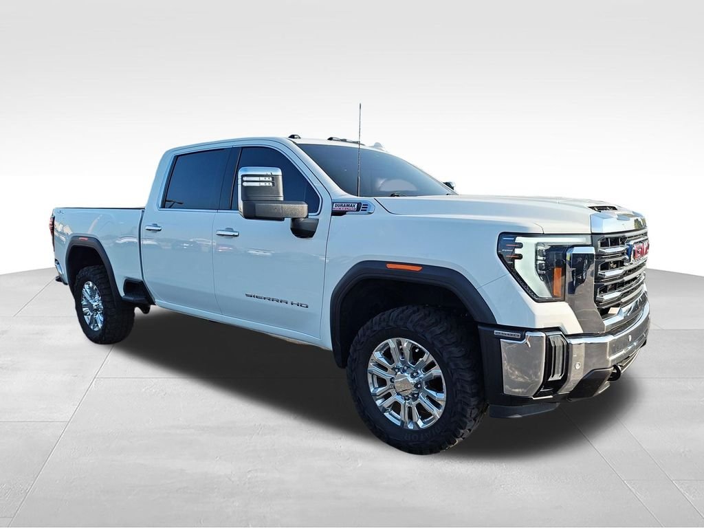 Used 2025 White GMC SLT image 7
