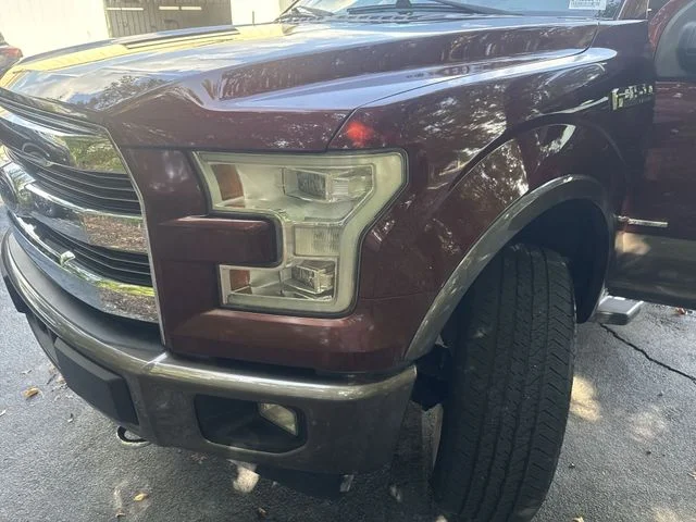 Used 2017  Ford Lariat image 32