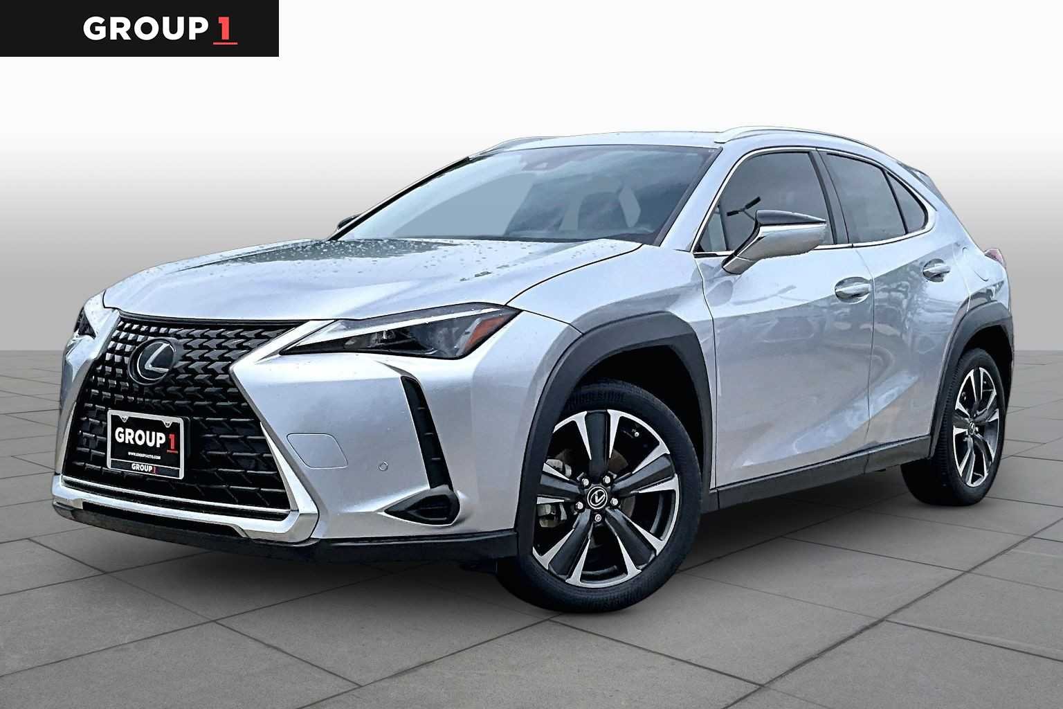 2023 Lexus UX 300h 250h's photo