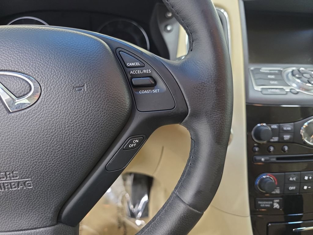 Used 2016 Majestic INFINITI Base image 18