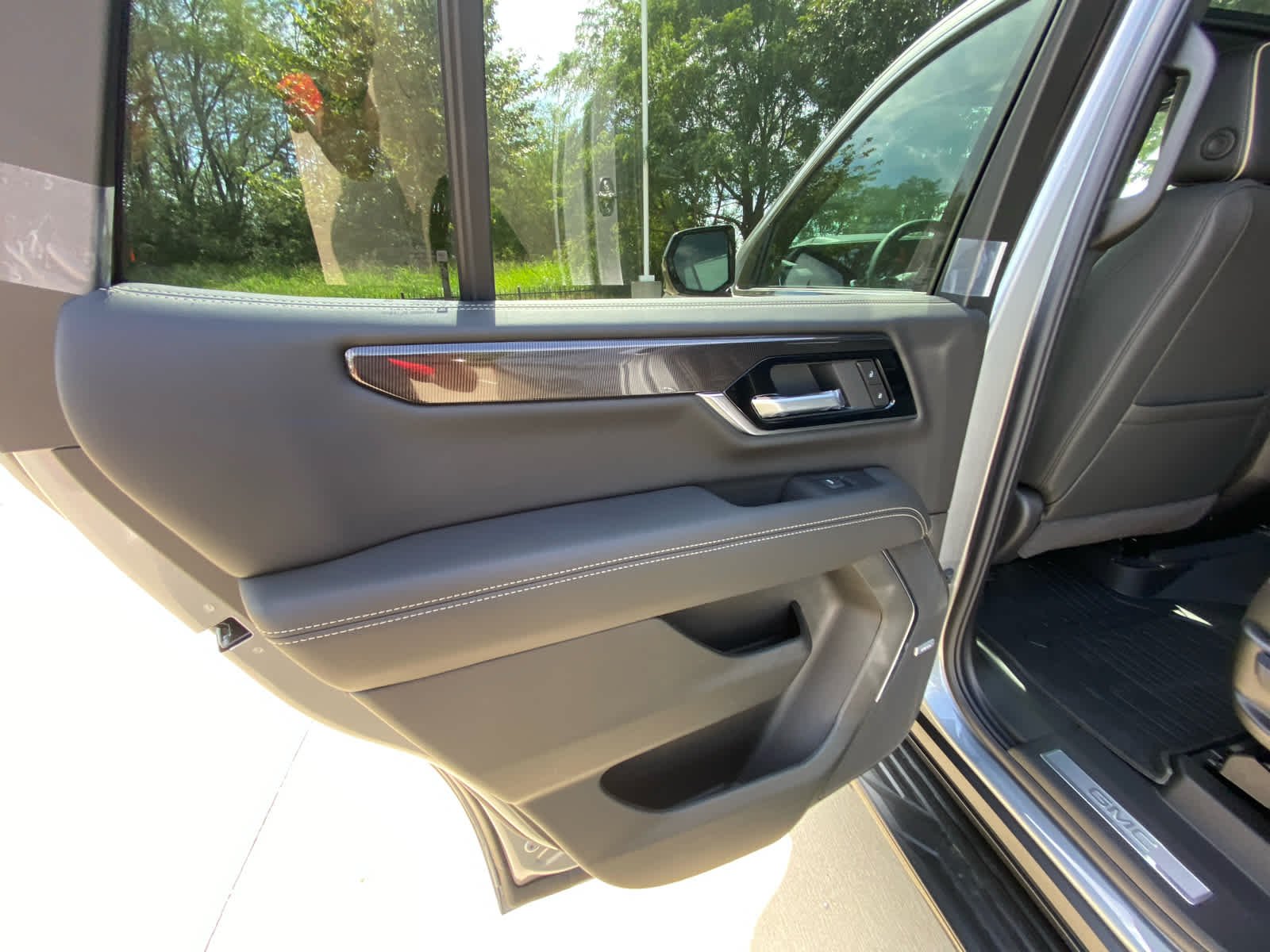 2026 GMC Yukon Elevation - Photo 21