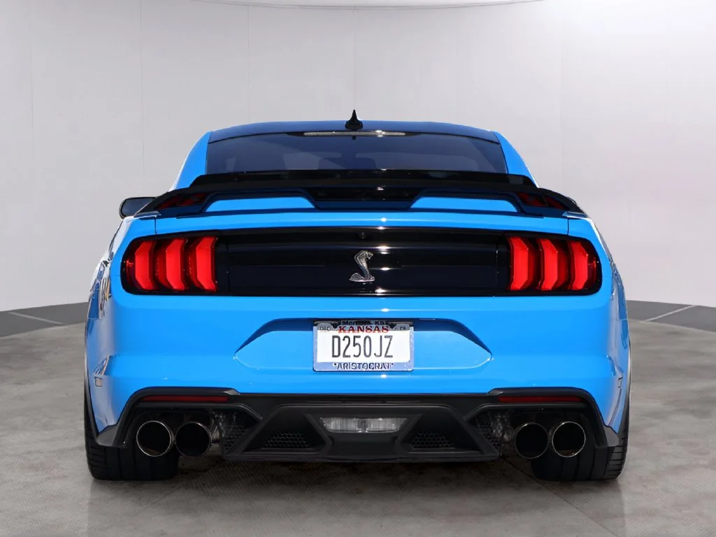 Used 2022 Grabber Blue Metallic Ford Shelby GT500 image 6