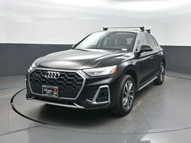 2022 Audi Q5 45 Premium's photo