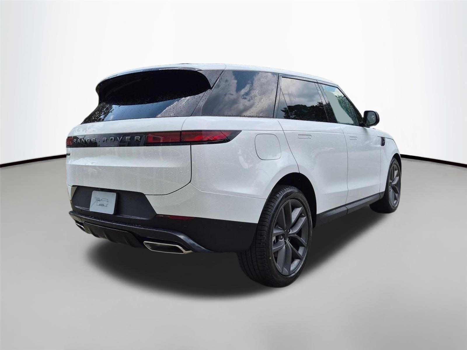 New 2026 Fuji White LAND ROVER SE image 5