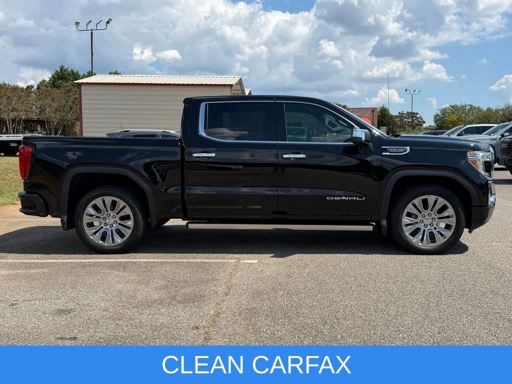 Used 2022 Black GMC Denali image 3