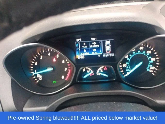 Used 2015 Red Ford Titanium image 9