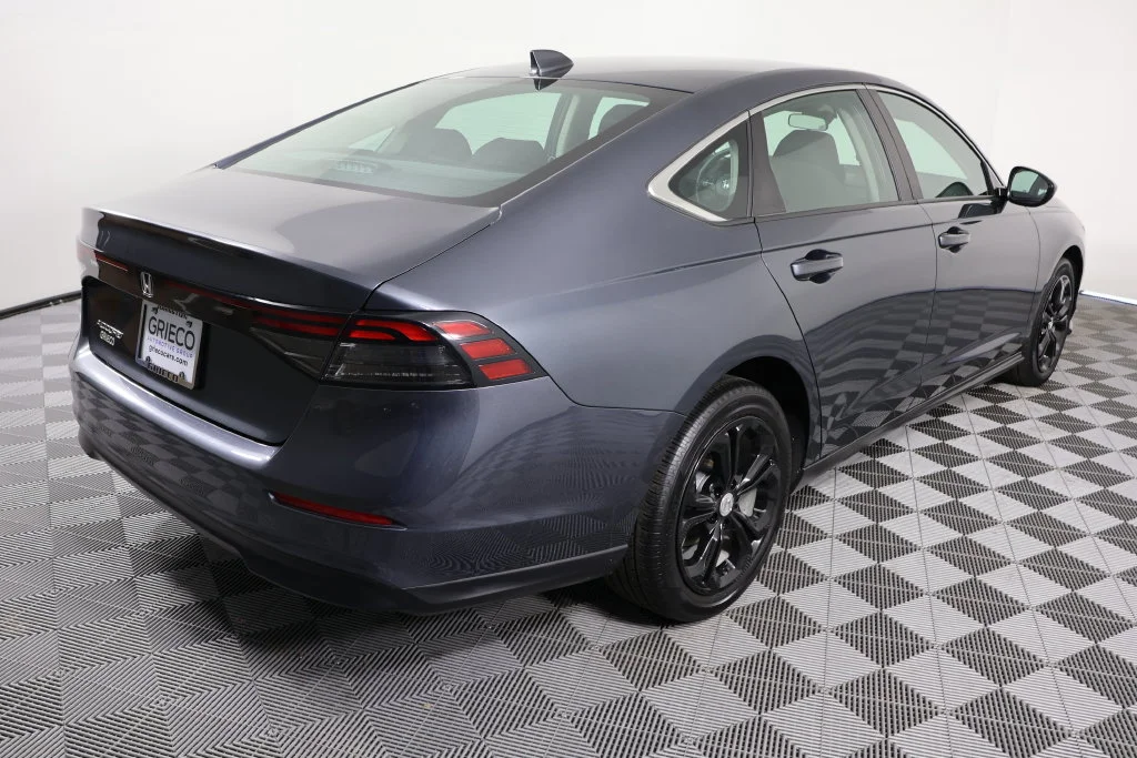 Used 2024 Meteorite Gray Metallic Honda LX image 8