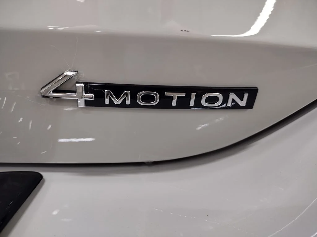 New 2026 Beige Volkswagen 2.0T SE R-Line Black image 13