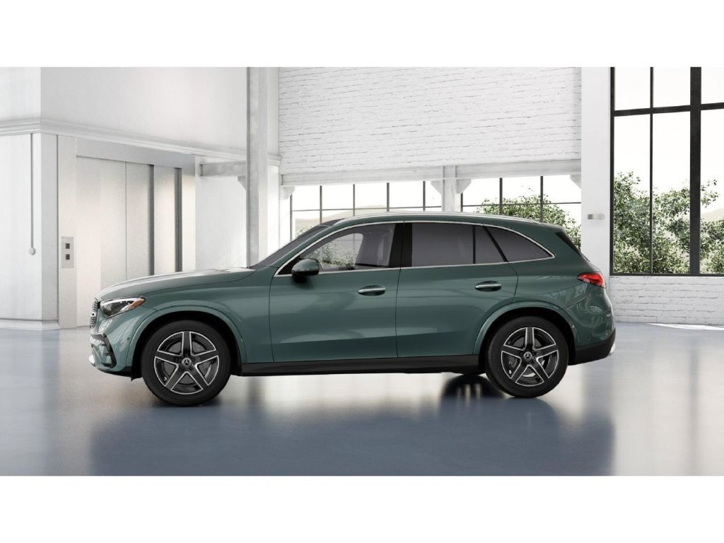 New 2026 Verde Silver Metallic Mercedes-Benz GLC 300 image 77