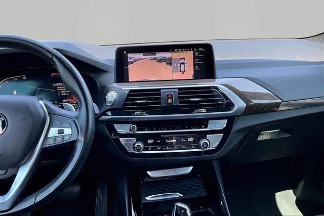 Used 2020 Gray BMW xDrive30i image 6