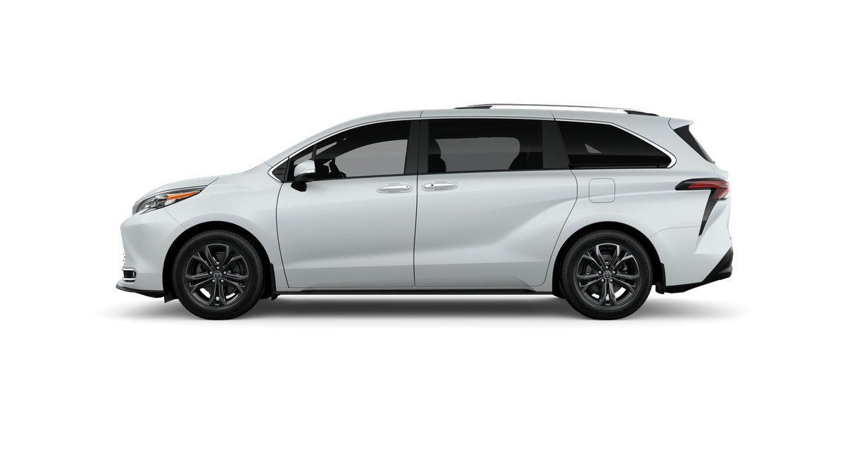 New 2026 Wind Chill Pearl Toyota Platinum image 26