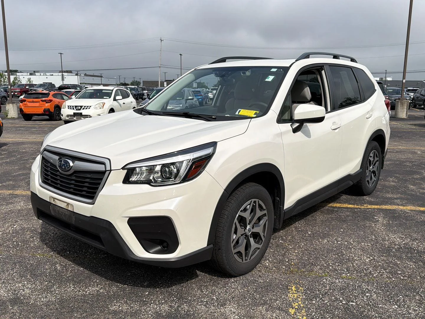 Used 2019 Crystal White Pearl Subaru Premium image 12