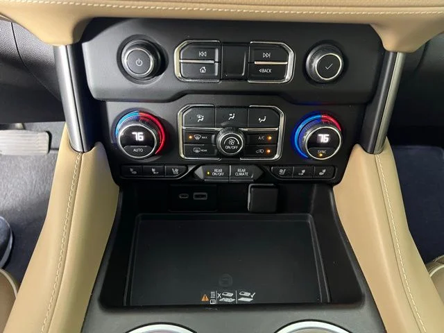 Used 2021 Black Chevrolet Premier image 30