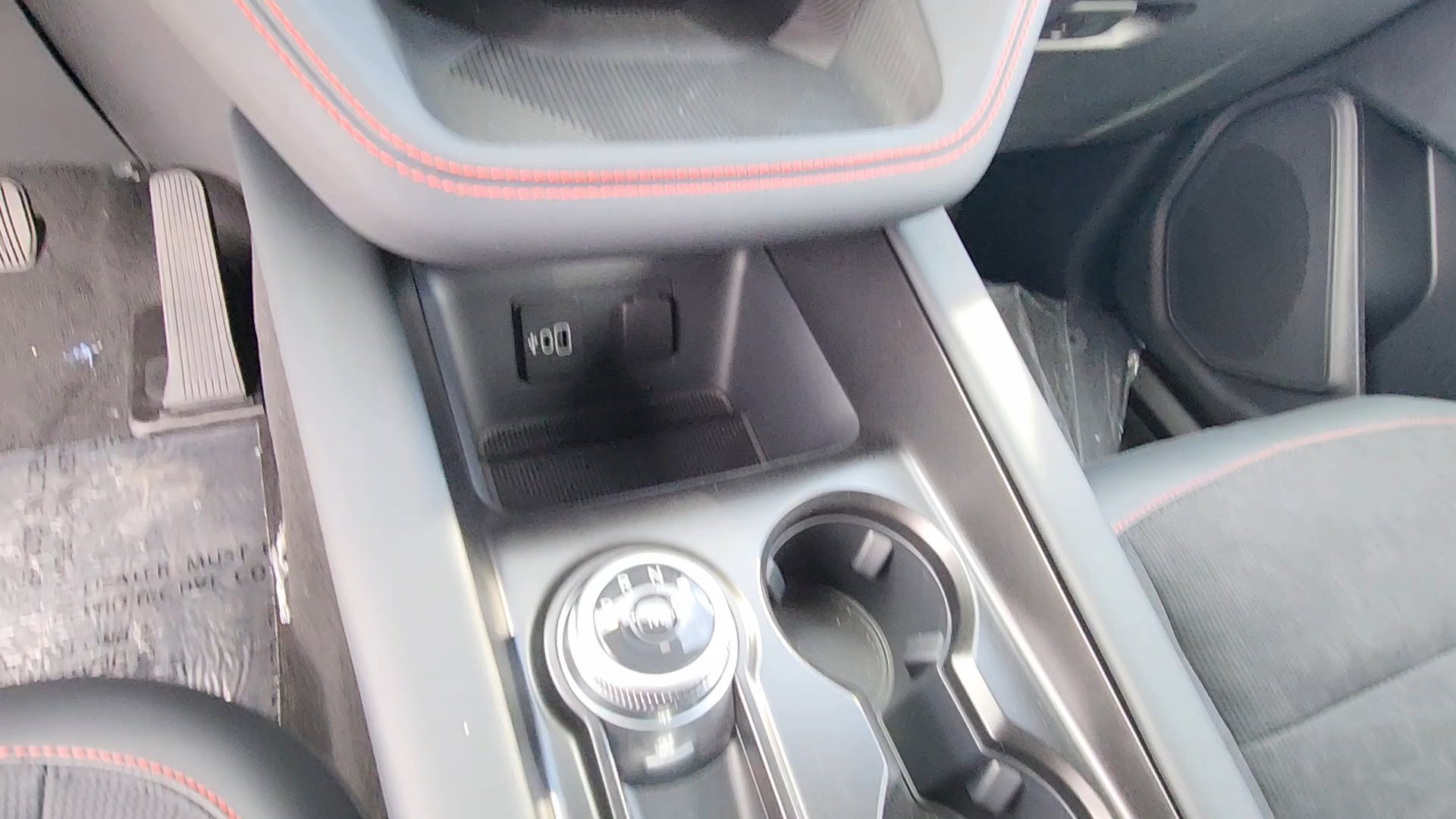 2026 Ford Explorer ST - Photo 26