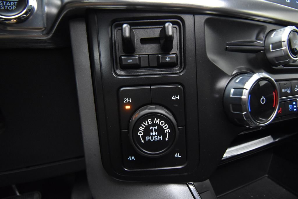Used 2022 Atlas Blue Metallic Ford Lariat image 31