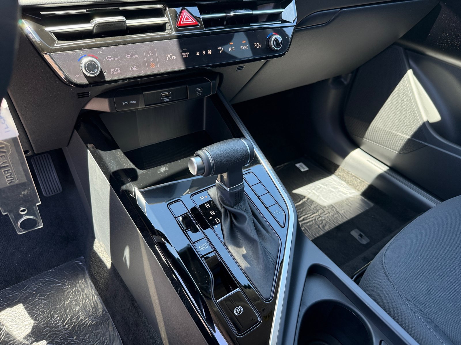 New 2026 Interstellar Gray Kia LX image 13