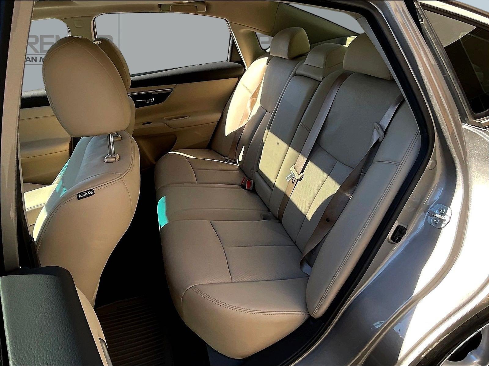 Used 2015 Beige Nissan 3.5 SL image 24