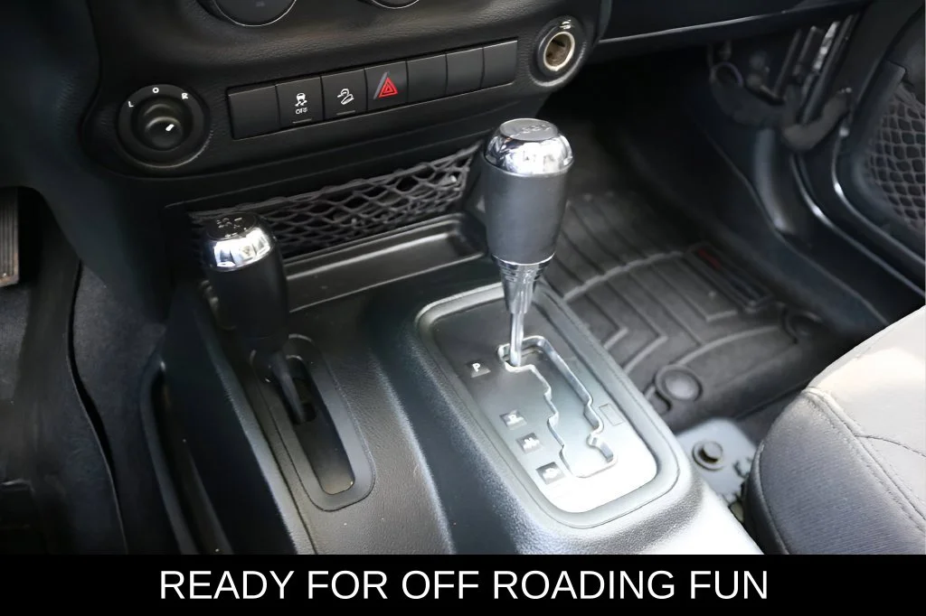 Used 2018 Gray Jeep Unlimited Sport image 26