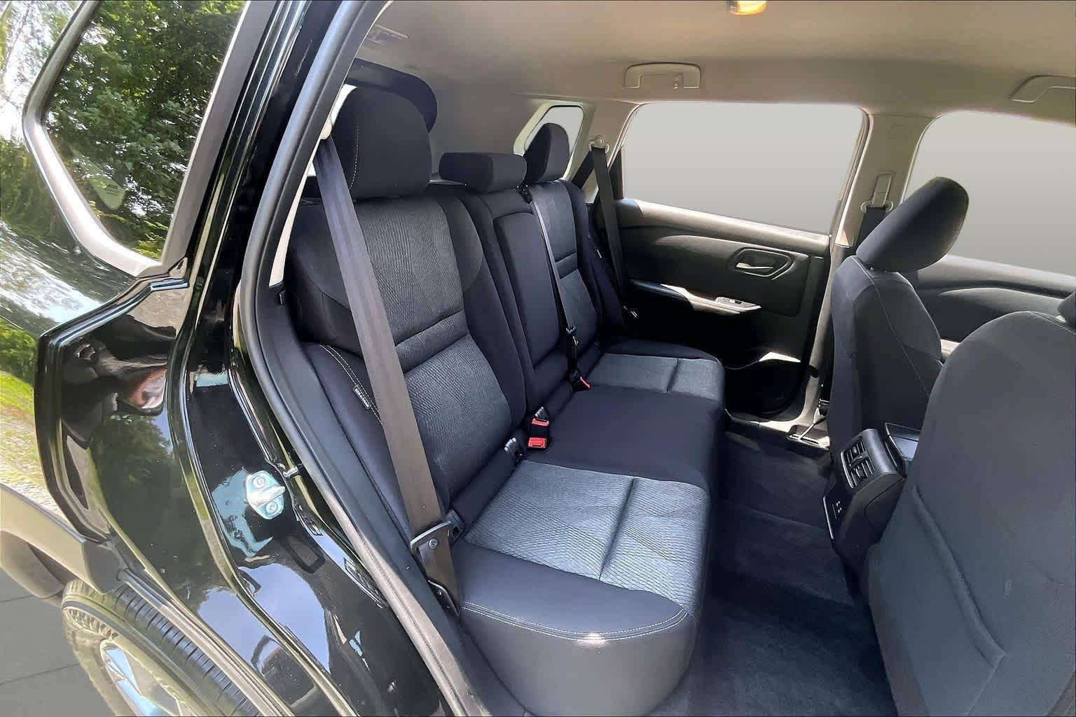 Used 2026 Super Black Nissan SV image 21