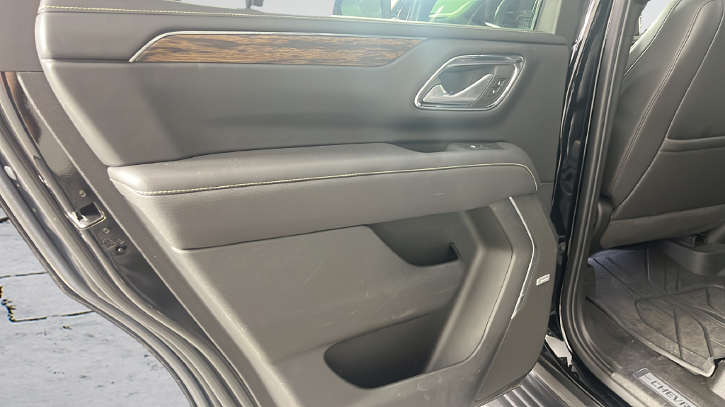Used 2022 Black Chevrolet Premier image 11