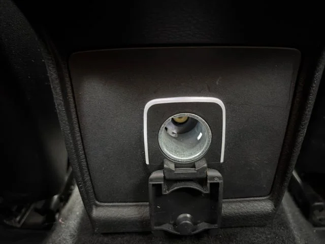 Used 2024 White Jeep Latitude image 33