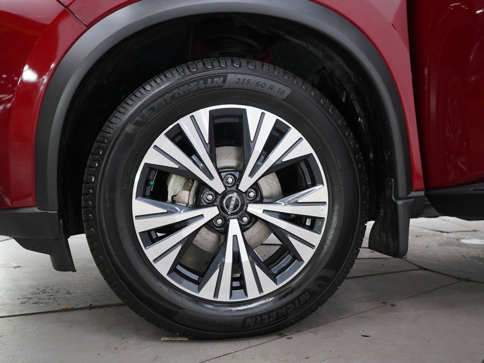 Used 2023  Nissan SV image 29