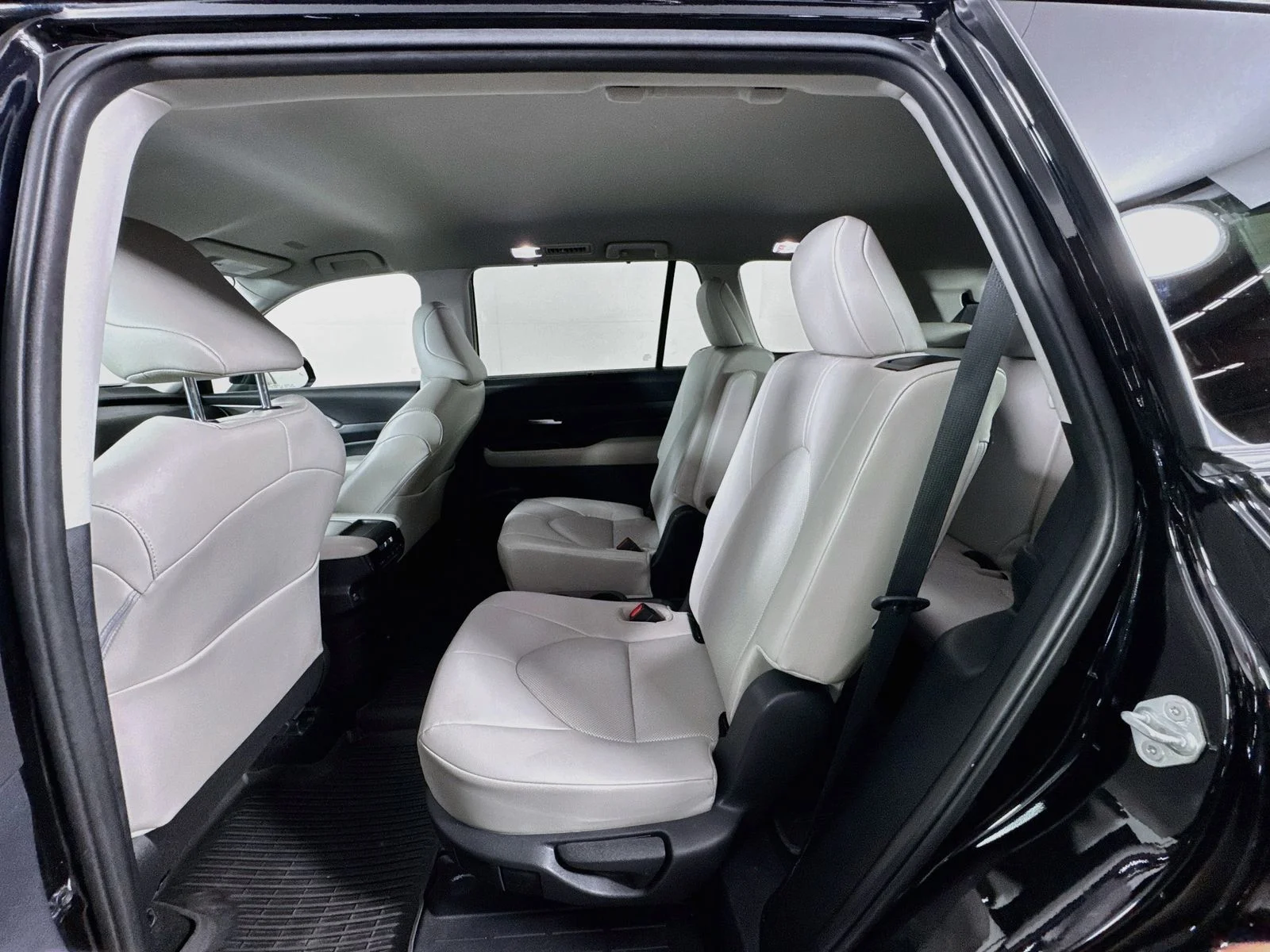 Certified Used 2024 Black Toyota XLE image 19