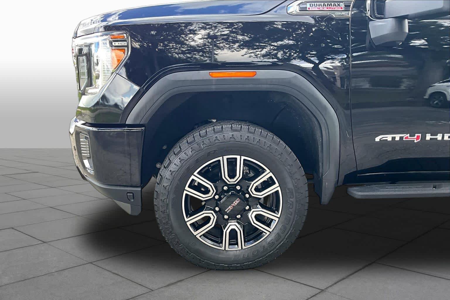 Used 2021 Onyx Black GMC AT4 image 11
