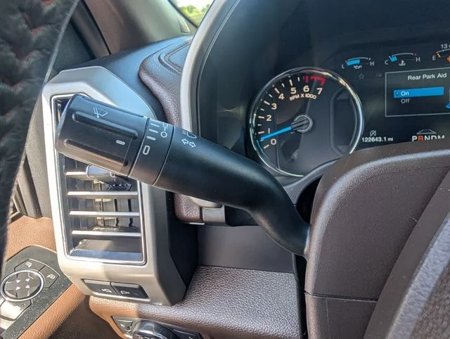 Used 2018 White Ford King Ranch image 31