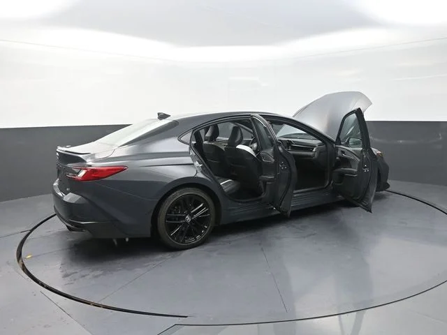 Used 2025  Toyota SE image 44