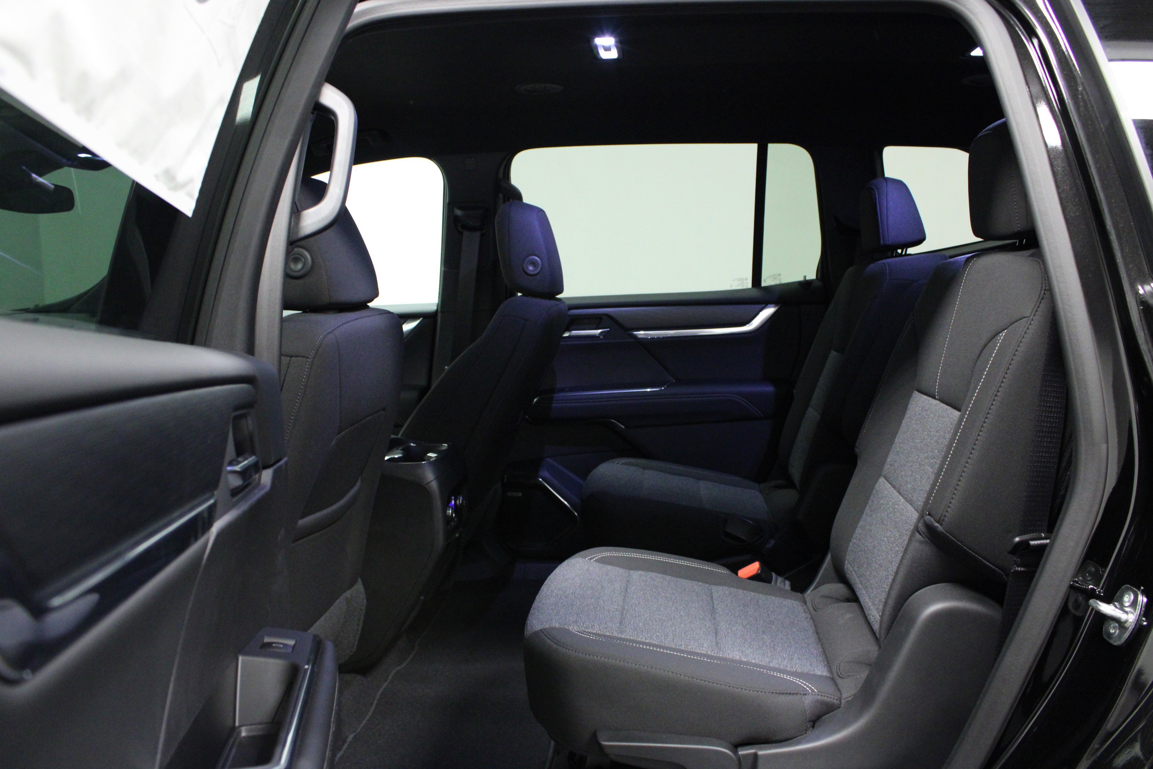 2025 GMC Acadia Elevation - Photo 12