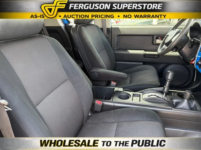Used 2007 White Toyota Base image 26