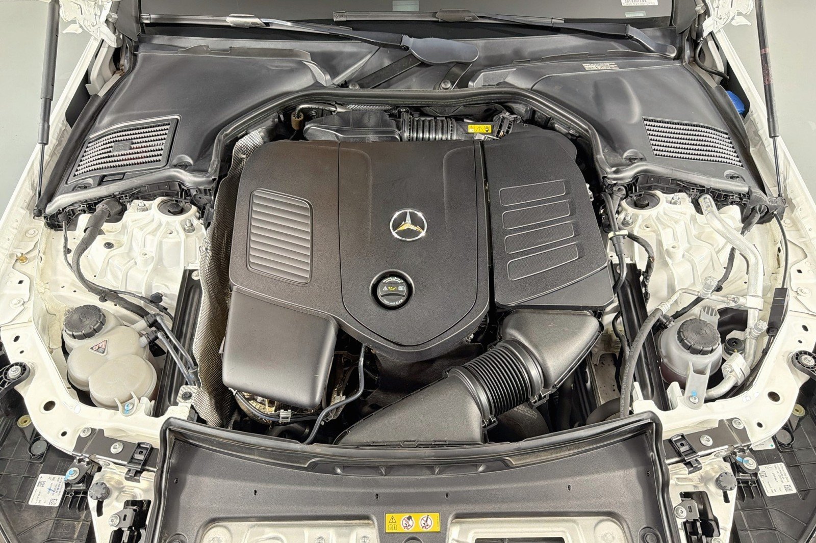 Certified Used 2024 Polar White Mercedes-Benz C 300 Sedan image 12