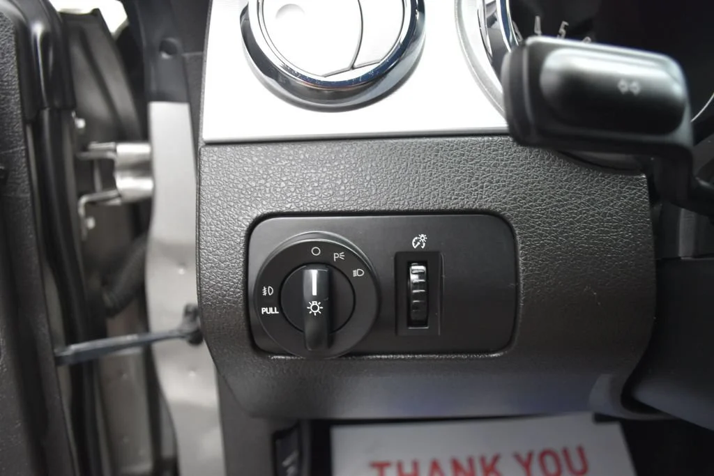 Used 2008 Gray Ford GT Deluxe image 14