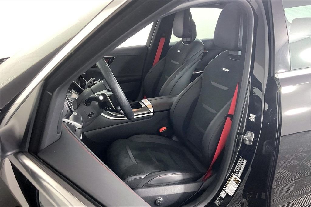 2026 Mercedes-Benz C-Class Sedan AMG C43 - Photo 17