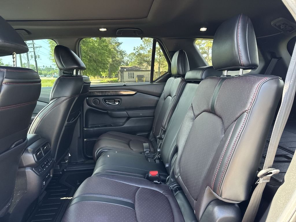 Used 2025 Gray Honda Black Edition image 26