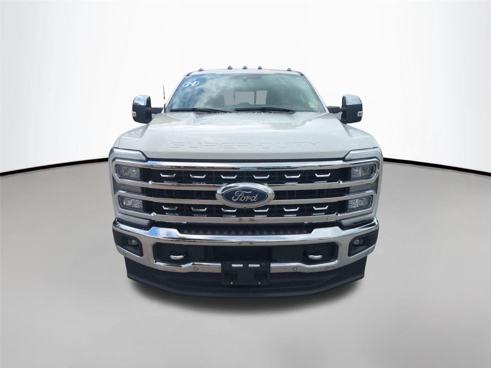 Used 2024 Star White Metallic Tri-Coat FORD  image 14