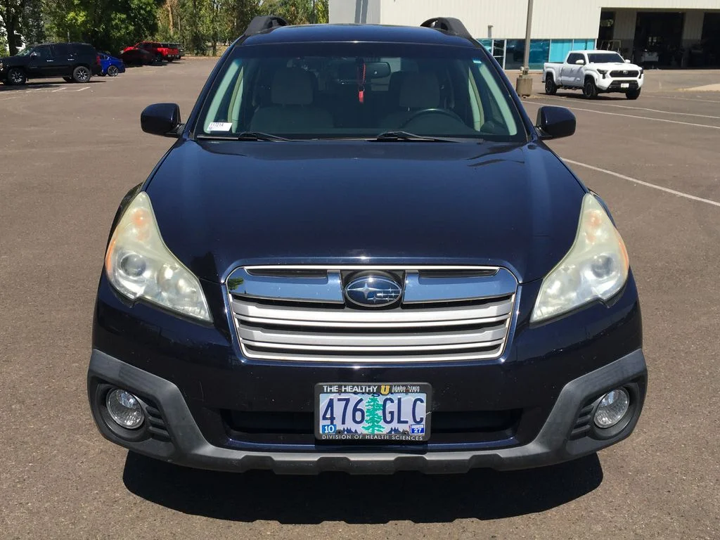 Used 2013 Blue Subaru 2.5i Premium image 9