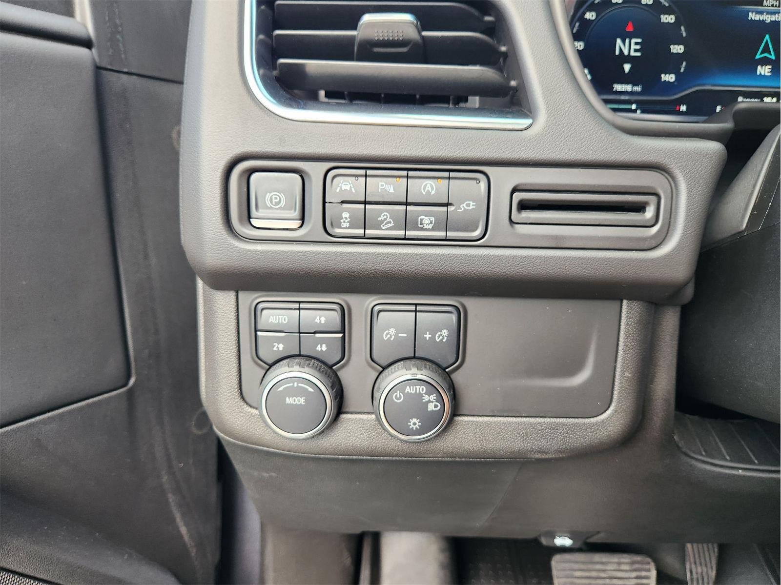 2022 Chevrolet Tahoe photo 20 of 32