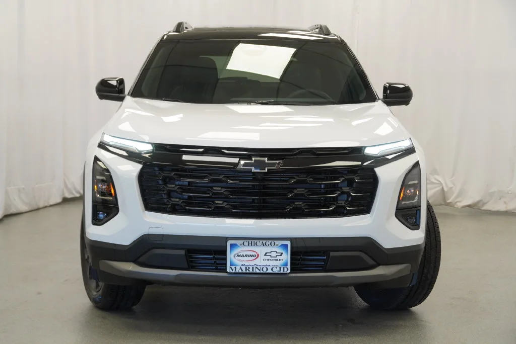New 2027 Summit White Chevrolet LT image 11