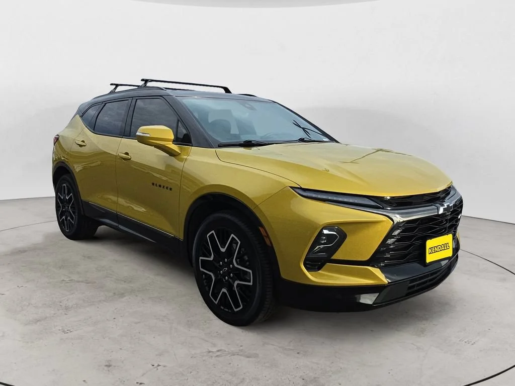 Used 2023 Nitro Yellow Metallic Chevrolet RS image 3