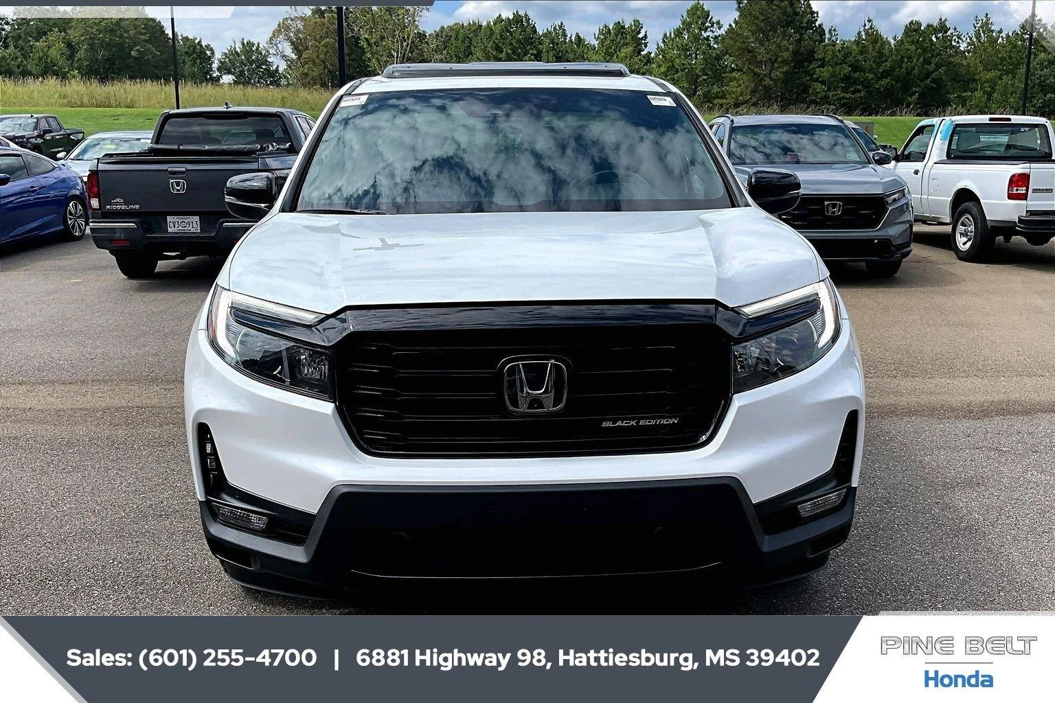 Used 2022 Platinum White Pearl Honda Black Edition image 5